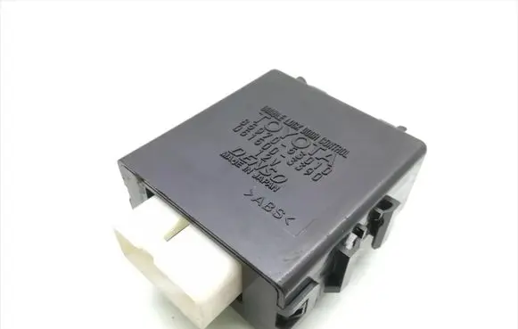 Lexus IS 200-300 Door control unit/module 85970-53010 051500-3390