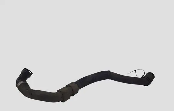 Ford Mondeo MK IV Engine coolant pipe/hose