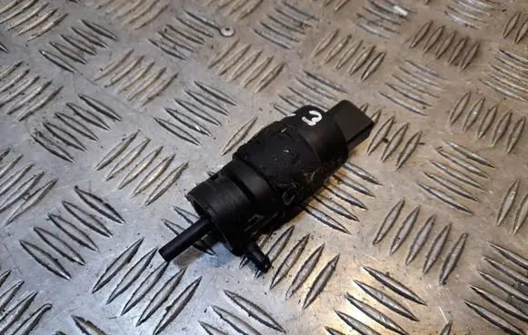 Audi A6 S6 C6 4F Windscreen/windshield washer pump 1K5955651