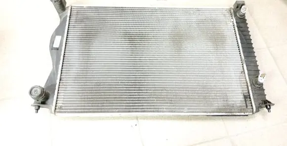 Audi A6 S6 C6 4F Coolant radiator 4F0121251AE