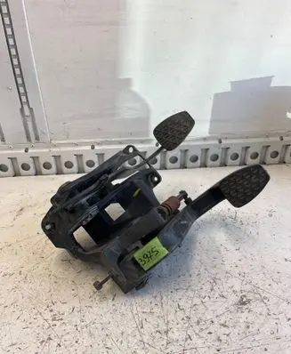 Mercedes-Benz Sprinter W901 W902 W903 W904 Pedal assembly A9012941401 A9012901019