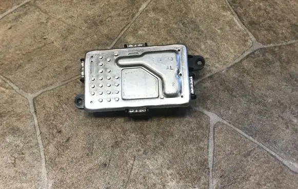 Mercedes-Benz E W212 Heater blower fan relay A2128702110