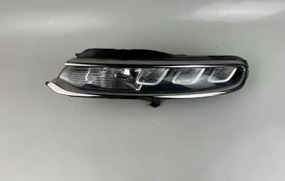 Citroen C3 Headlight/headlamp 9823313080