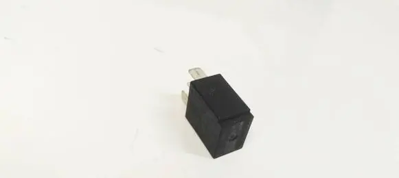 Ford Mondeo MK IV Other relay 6G9T14B192AA 6G9T-14B192-AA