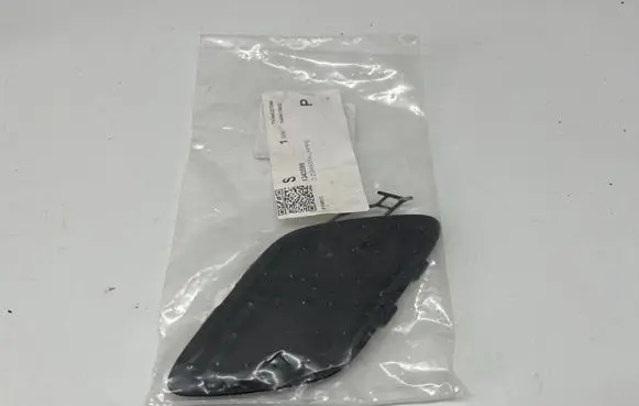 Opel Astra K Front tow hook cap/cover 13423599