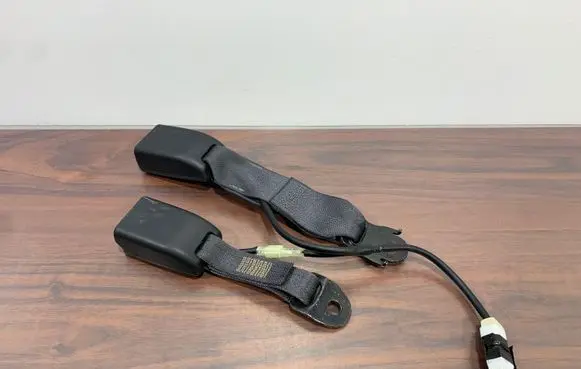 Subaru Forester SJ Middle seatbelt buckle (rear) 161215DA 161216DR