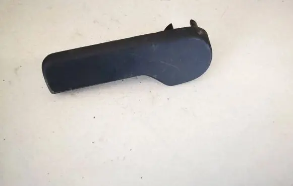 Engine bonnet (hood) release handle