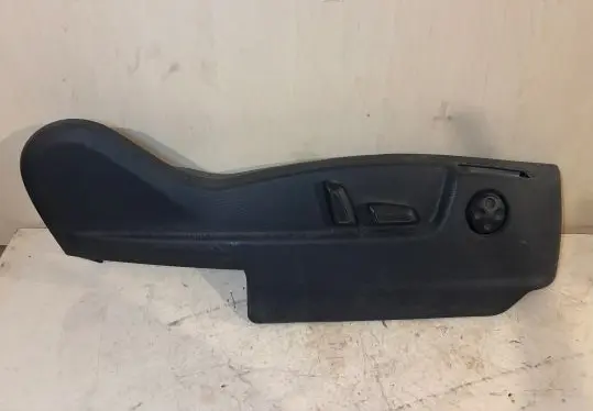 Skoda Superb B6 (3T) Seat trim 3T0881318M 1Z0959777 8K0959748