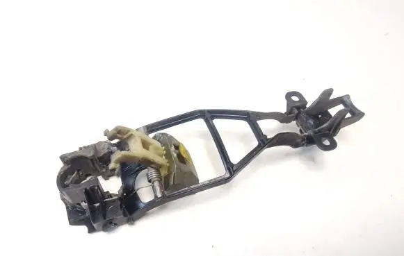 Rear door exterior handle/bracket