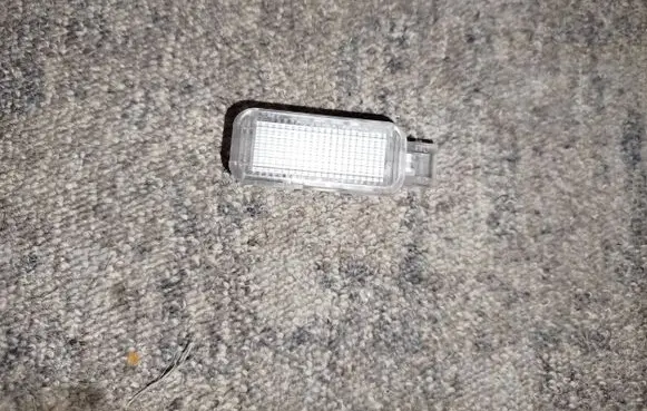 Audi TT Mk1 Other interior light 8D094741