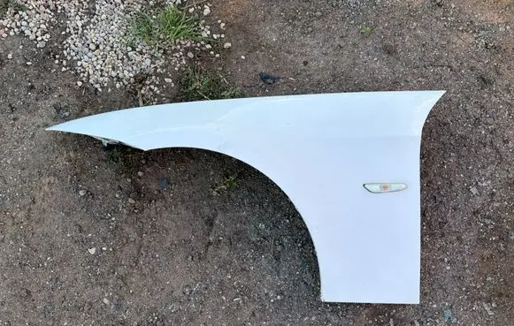 BMW 3 E90 E91 Fender 