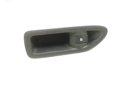 Renault Laguna II Electric window control switch 8200016013