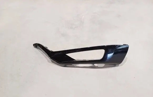 Volvo XC90 Front bumper splitter molding 31383800