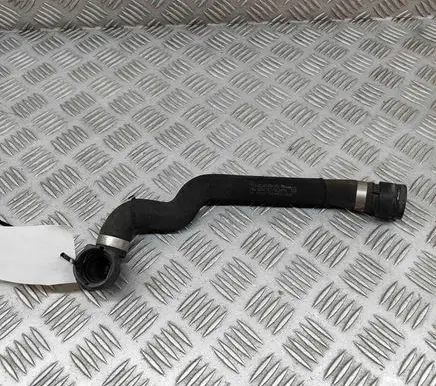 Mercedes-Benz C W205 Engine coolant pipe/hose A2055014784