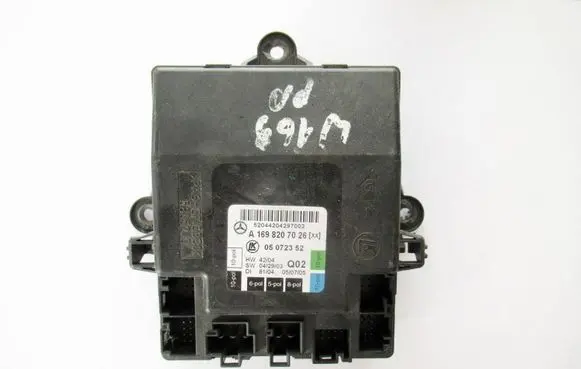 Mercedes-Benz A W169 Door control unit/module A1698207026 05072352