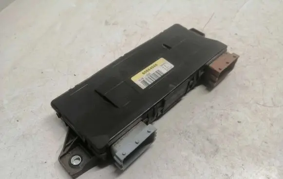 Alfa Romeo 159 Door central lock control unit/module 60684088 270187 NVBL1939