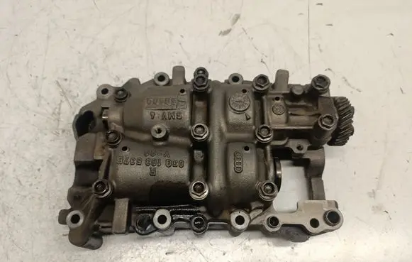 Seat Exeo (3R) Oil pump balance shaft 03G103537B