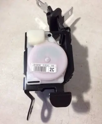 Citroen Berlingo Middle seatbelt (rear) 96815097XX