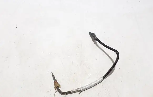 Mercedes-Benz GLA H247 Exhaust gas temperature sensor A0009050212