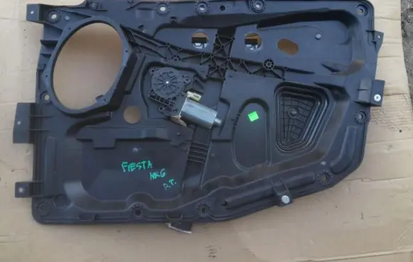 Ford Fiesta Front window lifting mechanism without motor 