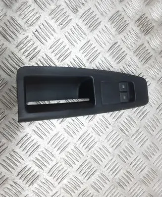 Volkswagen Polo Electric window control switch 6Q1867171E