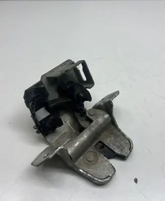 Mercedes-Benz Vaneo W414 Tailgate/trunk/boot lock/catch/latch A4147400035