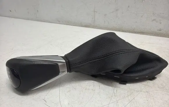 BMW 2 F45 Gear lever shifter trim leather/knob 7642011