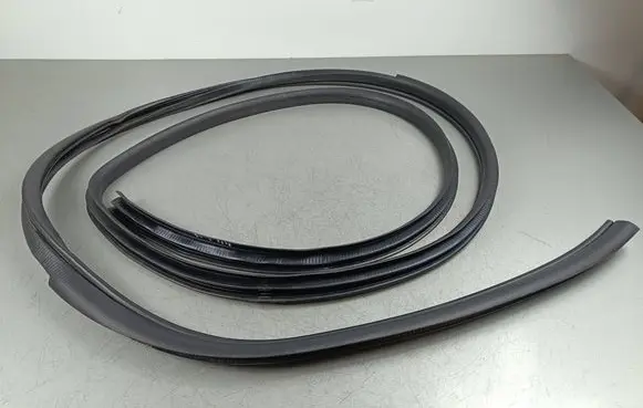 Toyota GR 86 Front door rubber seal 4B211427