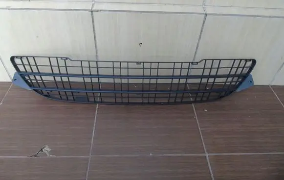 Renault Kangoo II Front bumper lower grill