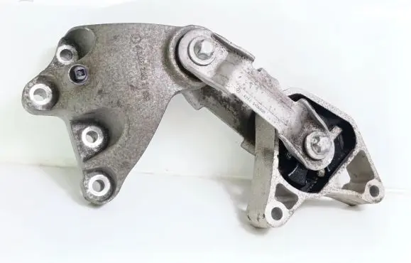 Mercedes-Benz B W246 W242 Engine mount bracket A2462401109 A2462400809