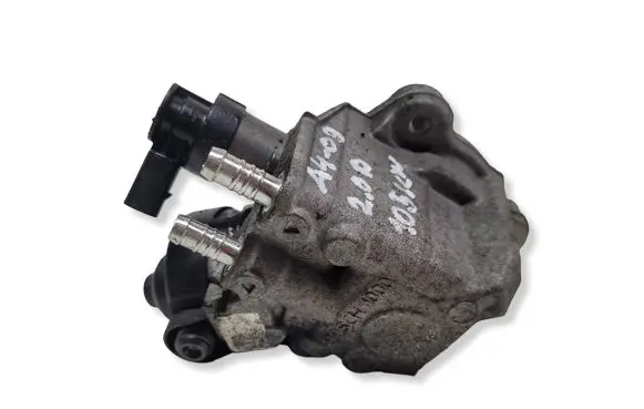 Audi A4 S4 B8 8K Fuel injection high pressure pump 0445010507 01040709 03L130755