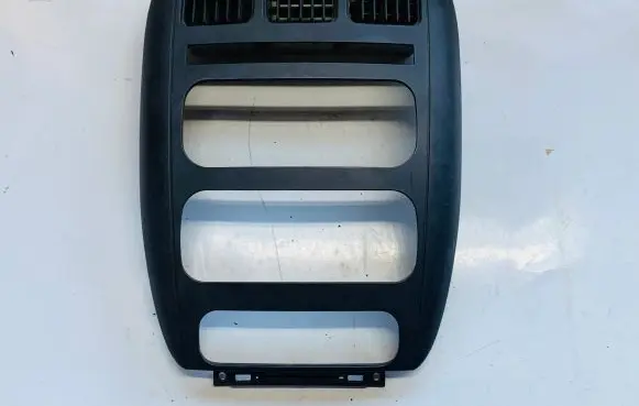 Chrysler Grand Voyager IV Center console 05009180AA P05005027AD