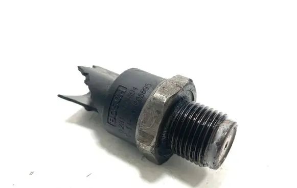 Fuel pressure sensor