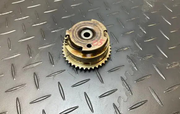 BMW X5 E70 Camshaft vanos timing valve 7583207