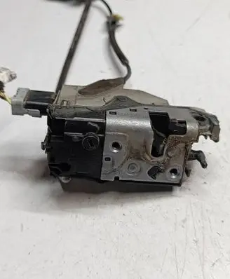 Citroen DS4 Front door lock 9685351680 40527186