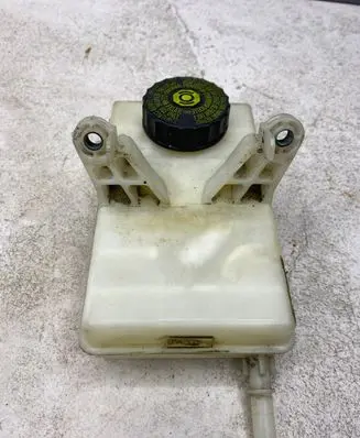Citroen C4 Grand Picasso Brake fluid reservoir 9680907780