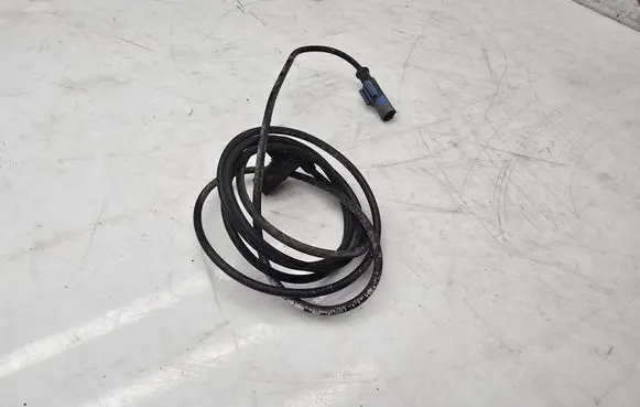 Mercedes-Benz Vito Viano W639 ABS brake wheel speed sensor A9065400134