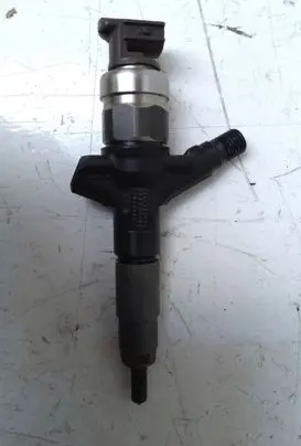 Subaru Legacy Fuel injector 16613AA030