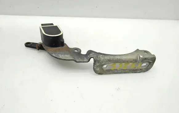 Mercedes-Benz C W204 Headlight/headlamp level sensor A2043270140