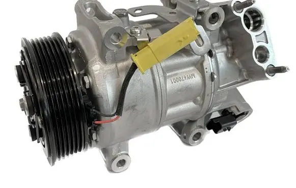 Peugeot 308 Air conditioning (A/C) compressor (pump) 9847222180 9847222580