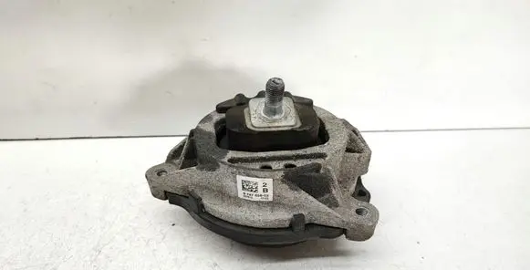 BMW 1 F20 F21 Engine mount bracket 6787658