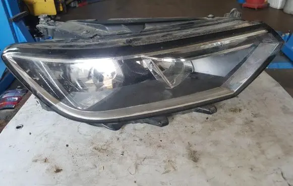 Volkswagen PASSAT B8 Headlight/headlamp
