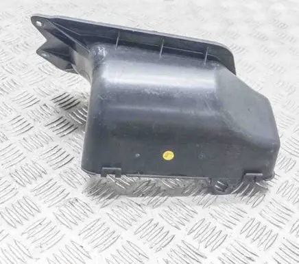 Audi A5 8T 8F Air intake duct part 8K2819904A