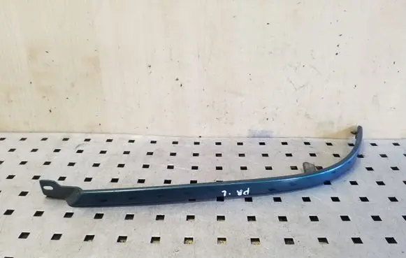 Under headlight/headlamp trim