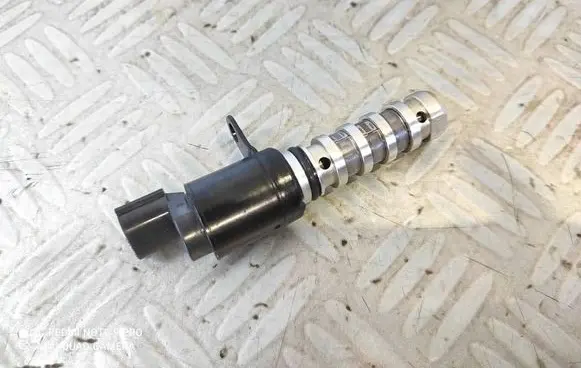 Hyundai Kona I Camshaft vanos timing valve 503011 03002P PDD4G153