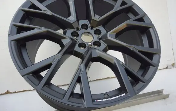 BMW X5M G05 F95 R22 alloy rim 8090717