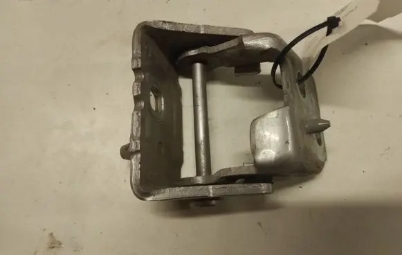 Citroen C5 Rear door lower hinge