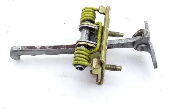 Citroen C5 Front door check strap stopper