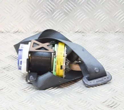 Mazda 6 Front seatbelt 1052234 1062542AA