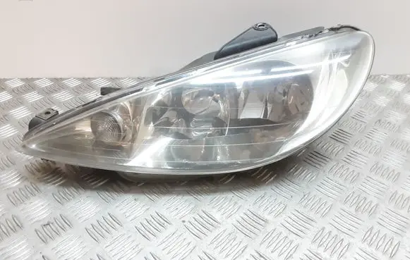 Peugeot 206 Headlight/headlamp 9628666880